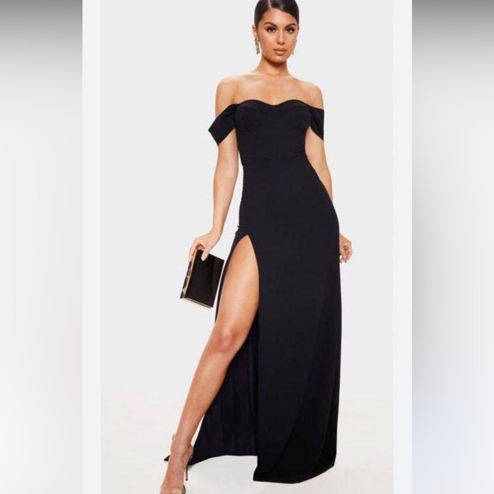 NWT‎ pretty little thing black cup size 4 maxi gown heavy material